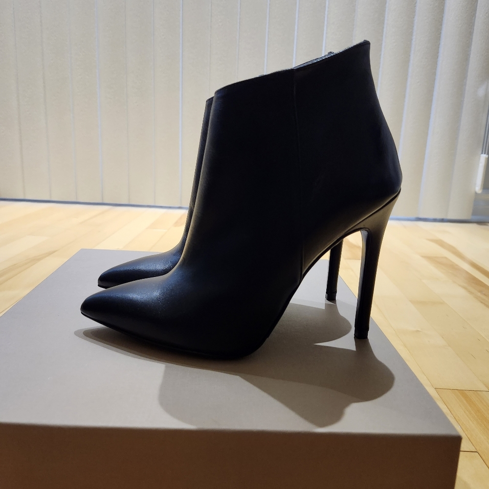 Booties - black leather